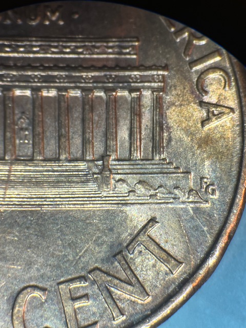 Lincoln-Memorial-Cent-1993--Hit-Before-Or-After-Minting-Process?